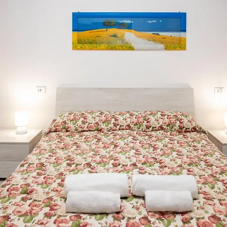 Le Mura Station Modern House - Parcheggio & Wi-fi Gratis * Ferrara