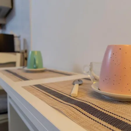 Le Mura Station Modern House - Parcheggio & Wi-fi Gratis フェラーラ