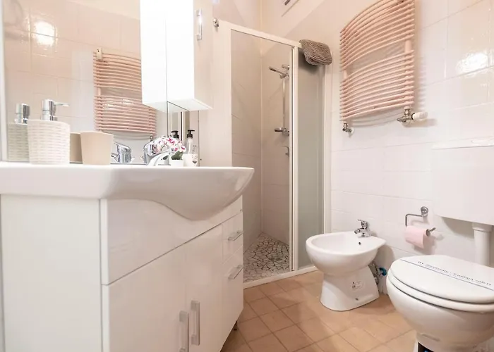 Dom wakacyjny Le Mura Station Modern House - Parcheggio & Wi-fi Gratis Ferrara